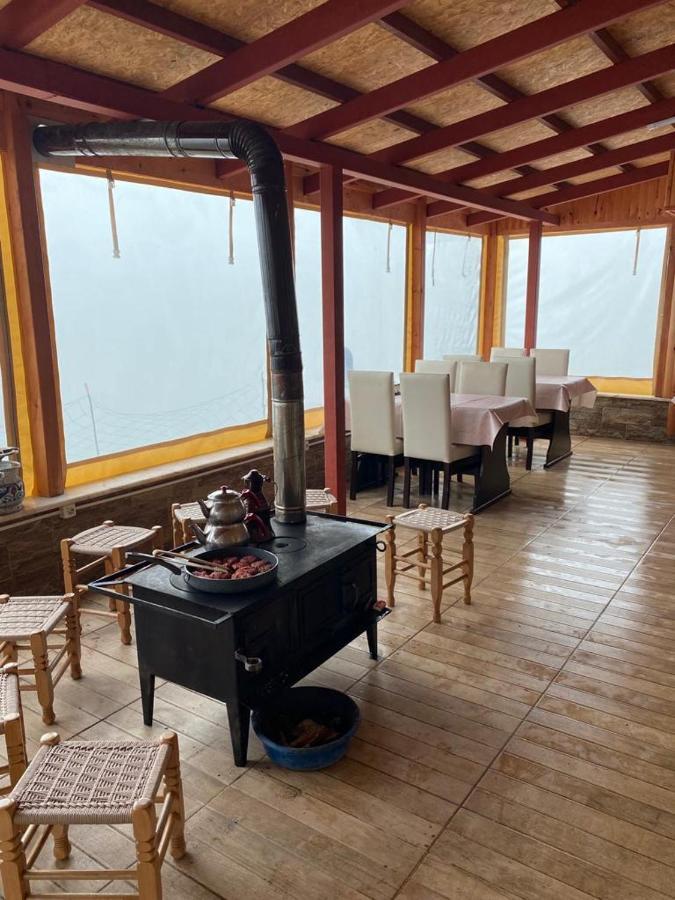 Avusor Mola Cafe Ve Pansiyon Camlihemsin Luaran gambar